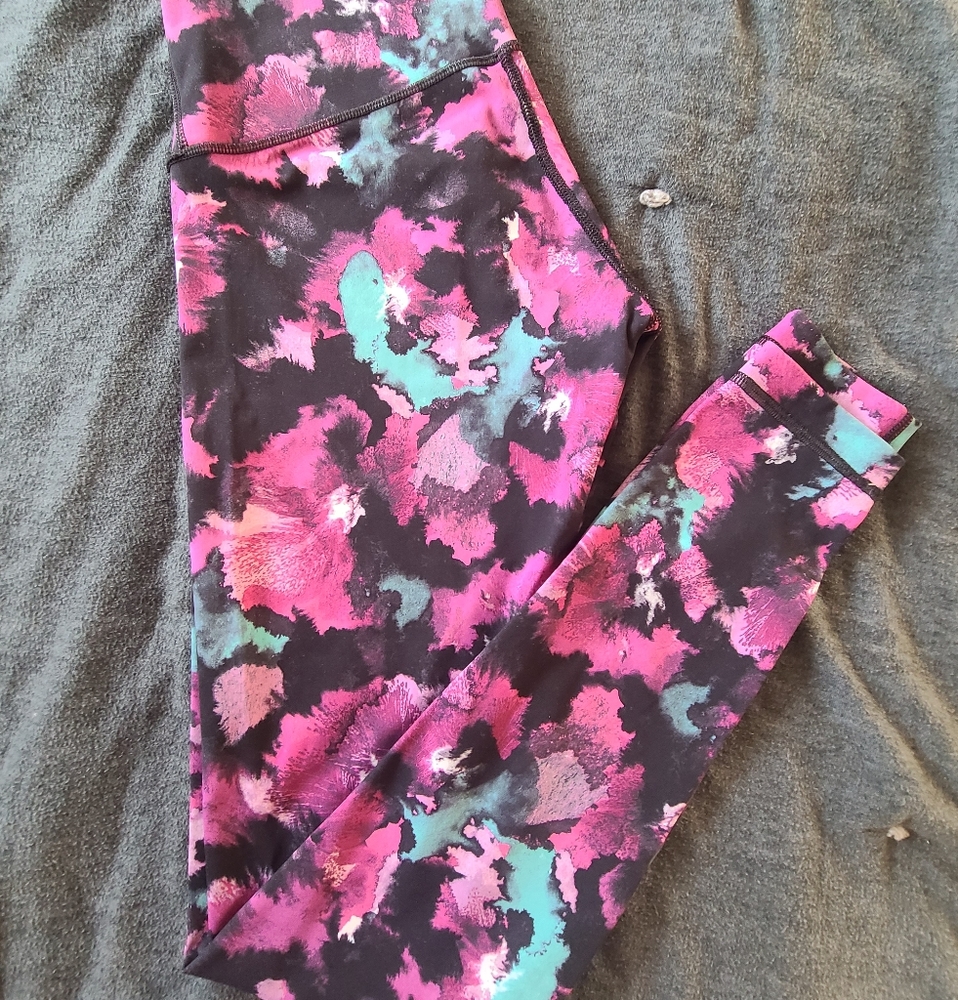 Lulu lemon wunder under